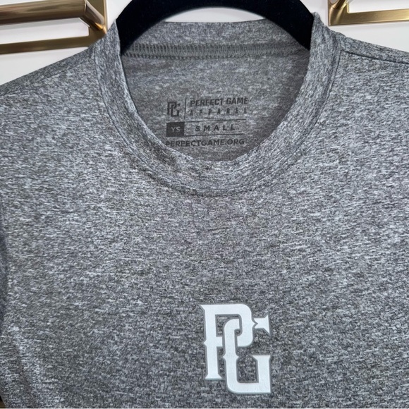 New PG Player Short Sleeve Tee Boys Small GRAPHITE HEATHER/GRAPHITE HEATHER - Picture 2 of 5